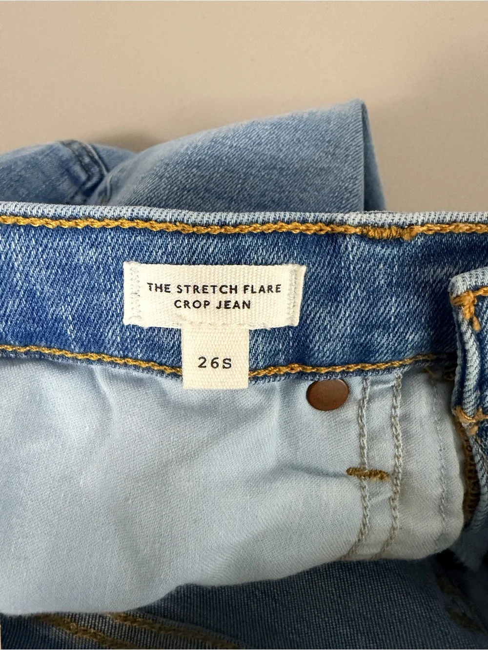 Madewell Short Flare Crop Jeans NWT Size 26S Medium Wash Super Stretch Raw Hem